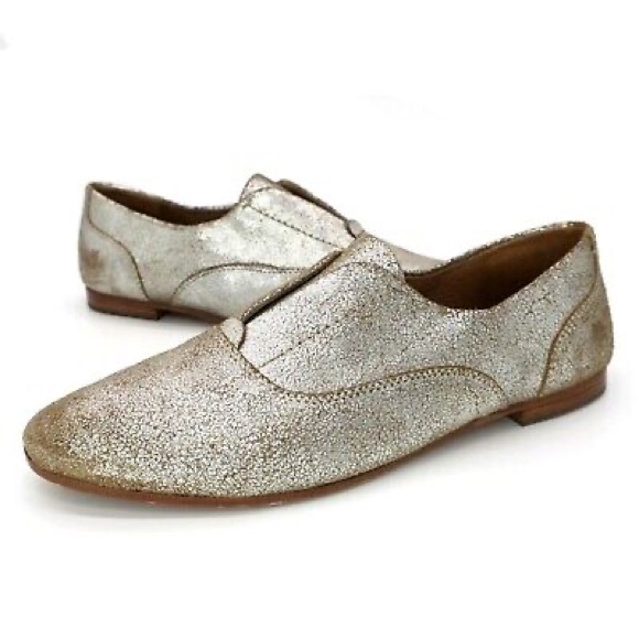 FRYE Terri Leather Slip-On Oxford Loafer Flats in Distressed Metallic Size 5.5 - Picture 1 of 11